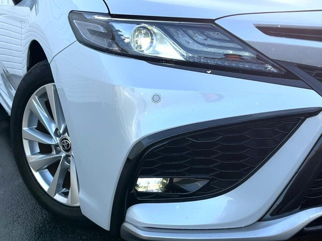 �yLED�w�b�h���C�g�z���V����ԑ��s�����ǍD�Ȏ��E���m�ۂ����S���ĉ^�]�ł��鍂�P�xLED�w�b�h���C�g�𑕔�!�_�����x�������A����d�͂��}�����Ă��܂��B