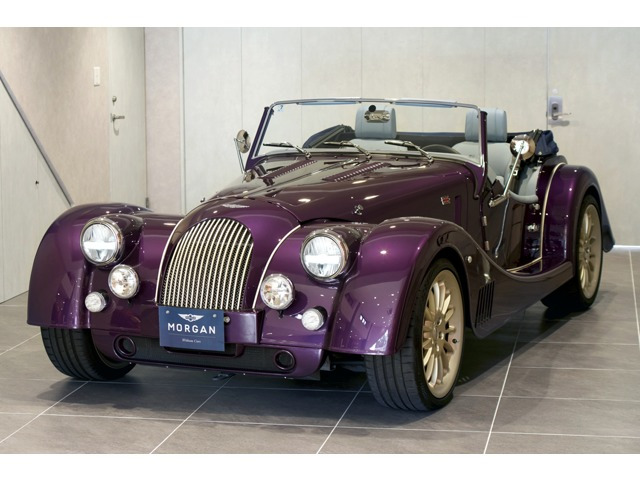 プラスシックス