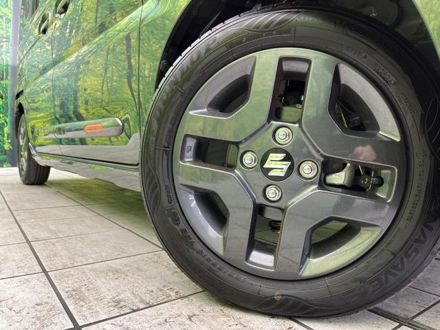 �y����14�C���`�A���~�z�C�[���z�O�ςɃ}�b�`���������A���~�z�C�[���𑕒����Ă���܂��B�e��ЊO�A���~�z�C�[����A�X�^�b�h���X�^�C�����戵�����Ă���܂��B���񂲑��k����������