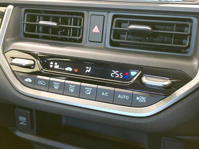 �y�I�[�g�G�A�R���z��x���D�݂̉��x�ɐݒ肷��΁A�ԓ��̉��x�����m�����ʂ≷�x�������Œ����B����&hellip;����&hellip;�Ɖ��x���X�C�b�`���������K�v�͂���܂���B���K�Ȏԓ���Ԃɂ͕K�{�̋@�\�ł��ˁ�