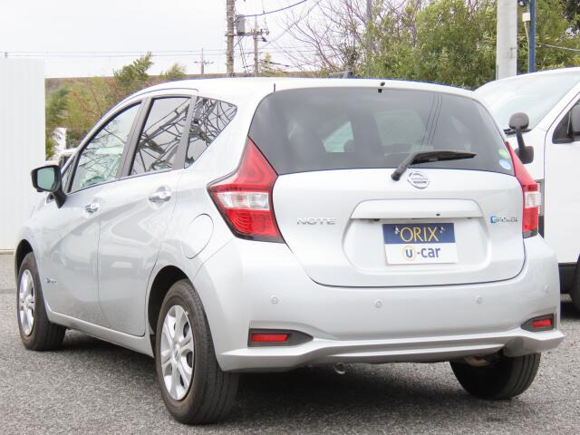 AIS����:���X�ł̓g���^�E�z���_�E�j�b�T���E�}�c�_�E�X�o�����[�J�[�n�̒��ÎԎ��Ɖ�Ђƕ��В�g��Ђ�6�Ђœ��ꂳ�ꂽ�u�]����v�u������v�ɑ���A�����Ɍ����]�������M���̂����鍸��