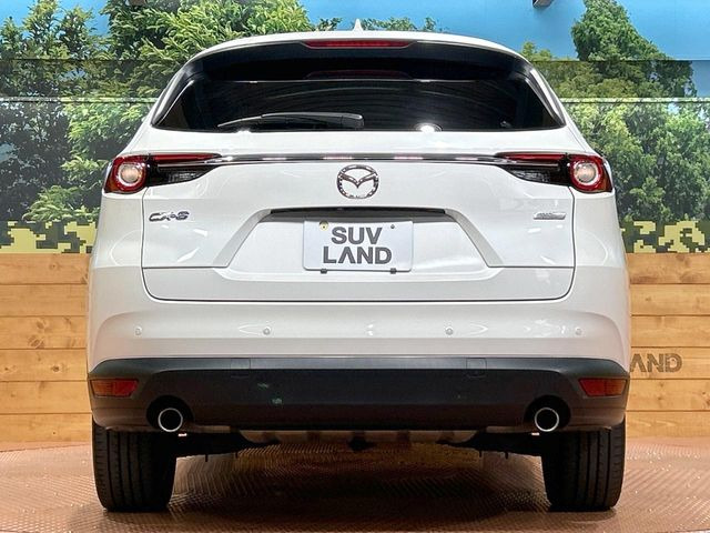 安心の最長10年・走行無制限保証(有償)をご用意。保証内容も充実はもちろん、無料点検&オイル交換や、年中無休の全国・24時間ロードサービスも付帯されておりますのでご安心下さい。