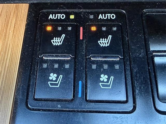 ���Ǝҗl�ւ̔̔��͂��f�肳���Ă��������܂��B �Ԍ������ԗ��̏ꍇ�́A�Ԍ����擾�������x�������z�ŕ\�����Ă���܂��B