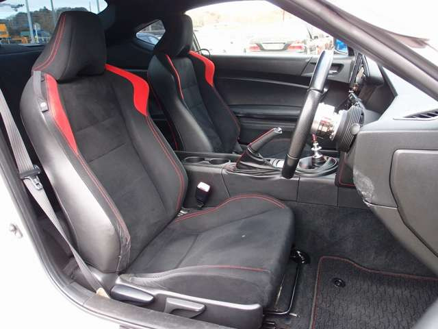 �l�C��BRIDE����RECARO���Ȃǂ̃X�|�[�c�V�[�g�������ȋ��z�ɂĂ����t���\�ł��B�t���o�P�b�g�V�[�g����Z�~�o�P�b�g�V�[�g�܂ŁA���C�y��047-492-4000�܂ł��₢���킹�������܂�