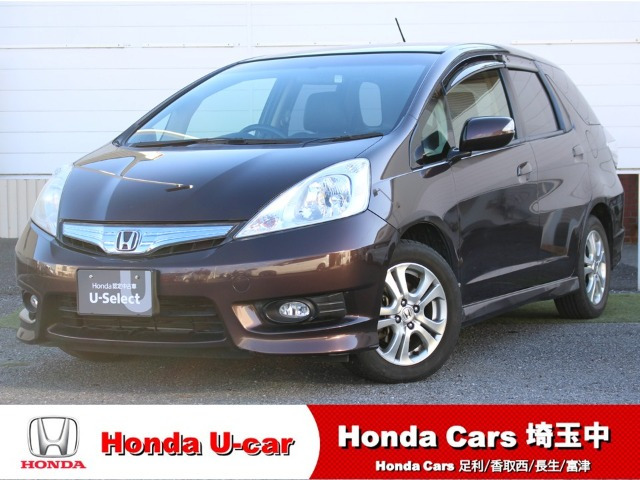 フィットシャトルハイブリッド1.3 ナビプレミアムセレクション