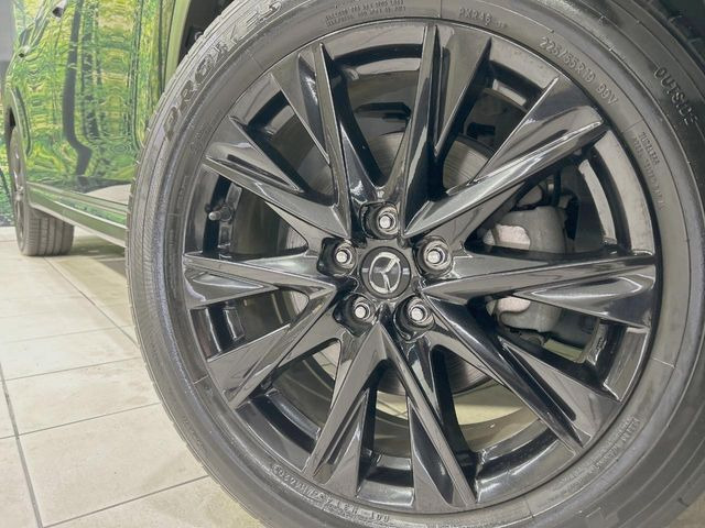 �y�O���[�h��p����19�C���`�A���~�z�C�[���z�f�U�C�����̍��������A���~�z�C�[���𑕒����Ă���܂��B�e��ЊO�A���~�z�C�[����A�X�^�b�h���X�^�C�����戵�����Ă���܂��B���񂲑��k����������