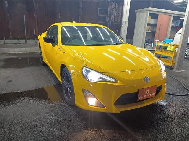 86（トヨタ）2.0 GT イエローリミテッド　禁煙車 特別仕様車 純正ナビ 中古車画像