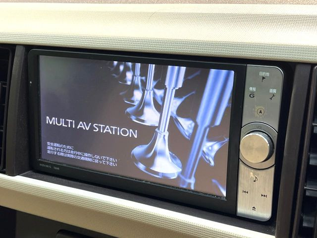 �y�����i�r�z�l�C�̏����i�r�𑕔����Ă���܂��B�i�r�̎g���₷���͂������A�I�[�f�B�I�@�\���[��!�L�����v�◷�s�͂������A�ʋ΂┃�����ȂǕ��i�̃h���C�u���y�����Ȃ�͂���