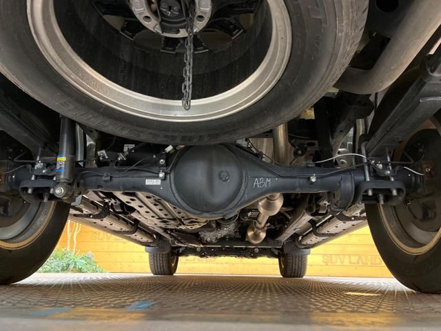 ����肪���ꂢ�Ȃ����ɁA�h�K���H�̎{�H���I�X�X���B�~��n��͂������A���ݕ��ɂ��Z���̕���A��Ń}�����E�E�B���^�[�X�|�[�c���������ɂ��D�]���������Ă���܂��B