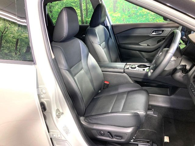 �y���烌�U�[�V�[�g�z����̂ӂ���肪�e�ՂŃ����e�i���X�����ȒP�ȁA�@�\���ɗD��鍇����v���̗p�����㎿�ȃV�[�g�ł��B����S�n���悭�A���������ӂ��S�n�ǂ��ԓ���Ԃ����o���Ă���܂��B