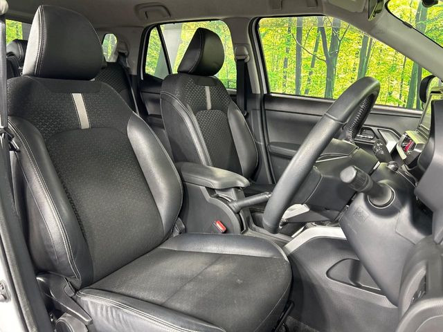 �y�n�[�t���U�[�V�[�g�z�������ƍ���S�n�𗼗������l�C�̃V�[�g���w�ʁE���ʂ̃t�@�u���b�N�f�ނ́A�ʋC���̗ǂ��⊊��ɂ����ɗD��Ă��܂��B�C���╞���ɍ��E���ꂸ���K�ɂ���肢�������܂��B