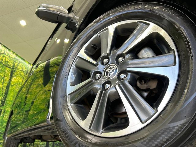 �y����16�C���`�A���~�z�C�[���z�O�ςɃ}�b�`���������A���~�z�C�[���𑕒����Ă���܂��B�e��ЊO�A���~�z�C�[����A�X�^�b�h���X�^�C�����戵�����Ă���܂��B���񂲑��k����������