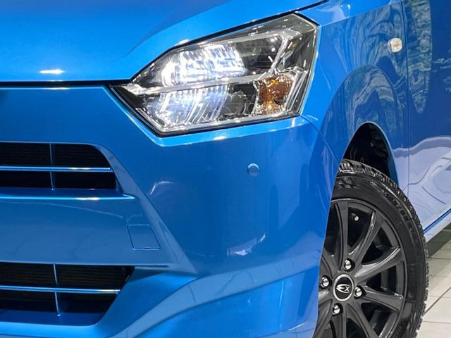 �yLED�w�b�h���C�g�z���V����ԑ��s�����ǍD�Ȏ��E���m�ۂ����S���ĉ^�]�ł��鍂�P�xLED�w�b�h���C�g�𑕔�!�_�����x�������A����d�͂��}�����Ă��܂��B