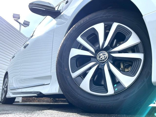 �y����15�C���`�A���~�z�C�[���z�O�ςɃ}�b�`���������A���~�z�C�[���𑕒����Ă���܂��B�e��ЊO�A���~�z�C�[����A�X�^�b�h���X�^�C�����戵�����Ă���܂��B���񂲑��k����������