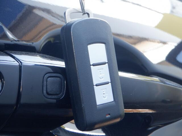 �L�[���|�P�b�g�ɓ��ꂽ�܂܂ł��G���W��ON/OFF�A�h�A�{��/�J���\���֗��ȃX�}�[�g�L�[