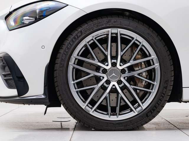 �y �A�y���^�F�蒆�Î� �z���Ђł̎ԗ��m�F�ɉ����A��O�ҋ@��2�Ђ֊Ӓ���˗����A�ԗ���Ԃ��`�F�b�N�B���i���̎��_�Ŗ�����s��������ΑΉ��A���S���Ă��͂��o���邨�Ԃ̏�ԂɎd�グ�܂��B