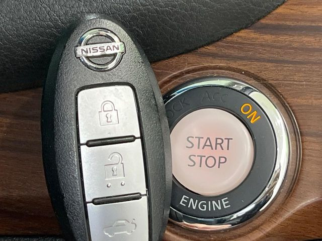 �y�C���e���W�F���g�L�[�z�J�o����|�P�b�g�ɓ��ꂽ�܂܂ł��h�A�̎{���E�������\�ȃX�}�[�g�L�[�𑕔��B�G���W���̃I���E�I�t�����J�M�����o���K�v����������Ƃ��Ă��֗��ł���