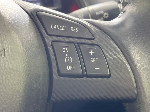 �y�N���[�Y�R���g���[���z�������H�����N���N���s�B�A�N�Z���𗣂��Ă���葬�x�ő��s���ł��A�������^�]���̕��S���y��!�����E�������ȒP�ȃX�C�b�`����Œ����ł��܂��B