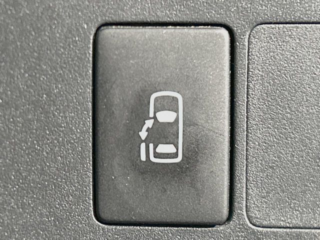 �y�p���[�X���C�h�h�A�z�X�}�[�g�L�[��^�]�Ȃ̃X�C�b�`�ŃX���C�h�h�A�̊J���\���d��������͂����ăh�A���J����K�v�������A���������q�l�ł��A�d���ו��������Ă��鎞�����N�ɊJ���߂ł��܂���