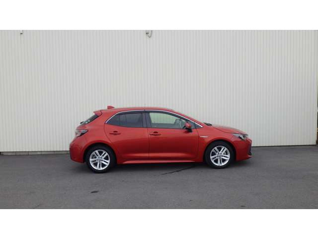 カローラスポーツ1.8 ハイブリッド G