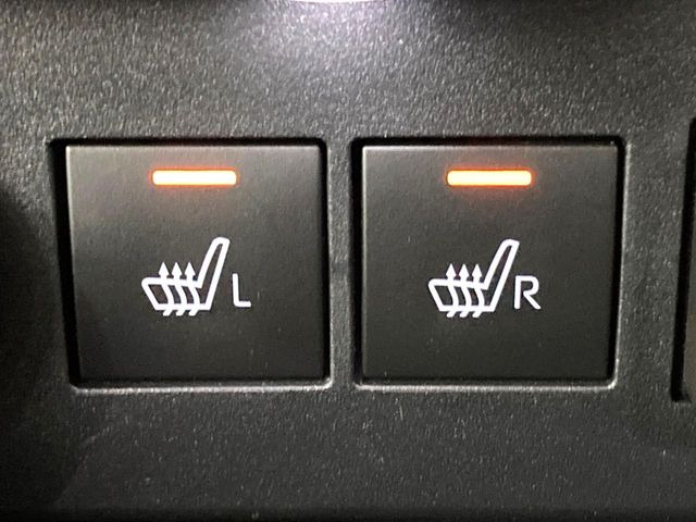 【シートヒーター】寒い日に重宝するシートヒーター!エアコンより早く温まってくれるので寒がりの人も安心ですね♪エアコンの温風は乾燥するから苦手、という方にもをおすすめです。