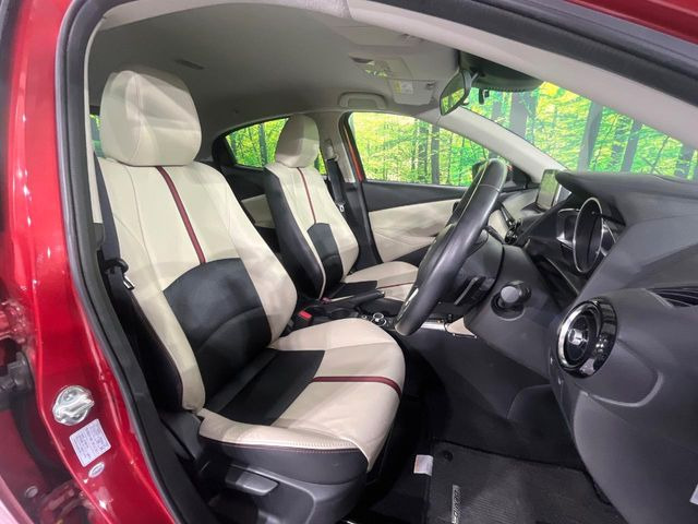 �y���烌�U�[�V�[�g�z����̂ӂ���肪�e�ՂŃ����e�i���X�����ȒP�ȁA�@�\���ɗD��鍇����v���̗p�����㎿�ȃV�[�g�ł��B����S�n���悭�A���������ӂ��S�n�ǂ��ԓ���Ԃ����o���Ă���܂��B