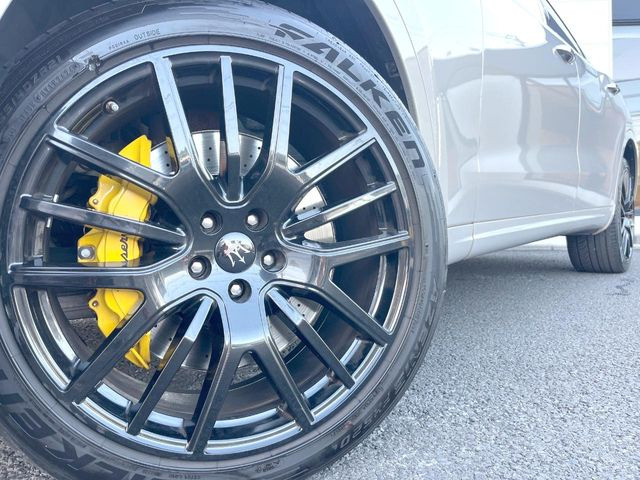 ������21�C���`�A���~�z�C�[��:�A���ԂȂ�ł͂̑�z����������x����z�C�[���Ƒ����ł�!���{�Ԃ̑���Ɋ���Ă�����ɂ����Б̊����Ē��������قǁA�������x���ł܂Ƃ܂��Ă��܂�!