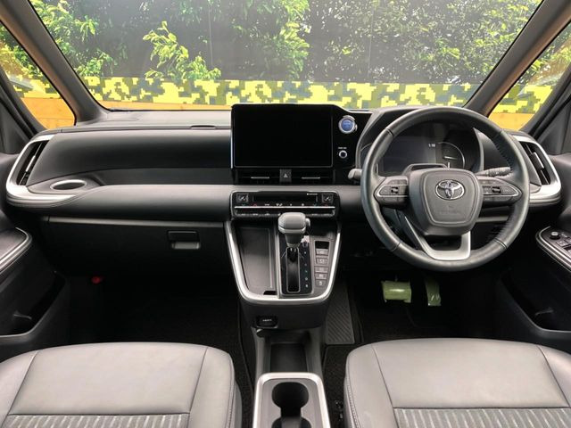 ノア1.8 ハイブリッド S-Z