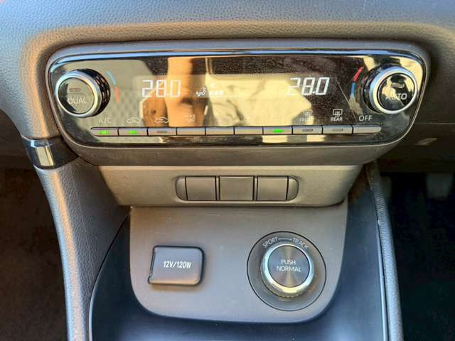 �C�ɂȂ邨�Ԃ�����܂�����E�̓d�b�ԍ����璼�ڂ��X�ɂ��₢���킹���������B�x�����@����ԗ����A��Ԃ܂łȂ�ł������������Ē����܂��B�X�^�b�t�ꓯ���A�����҂����Ă���܂��B