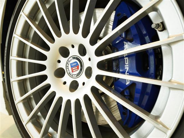 ���X�̍Ŋ��w�� ��Y��O�w�AJR���ŉw �ƂȂ�܂��B