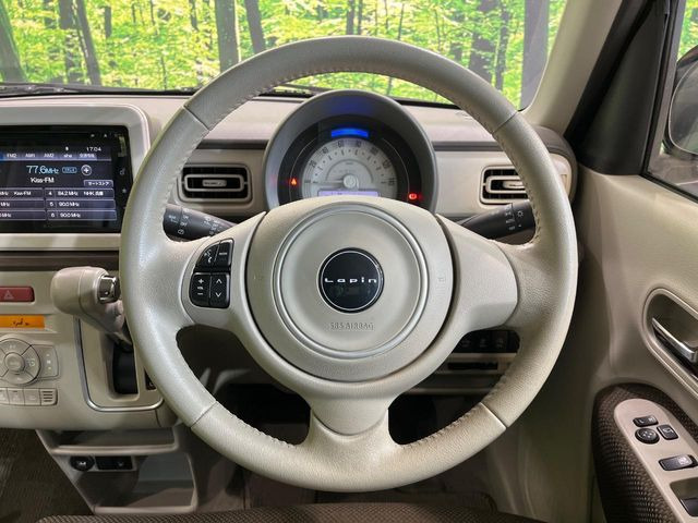 �y�����v�����X�e�A�����O�z�㎿�Ȋv���g�p���邱�ƂŁA��ɂ����������݂ƂĂ��^�]���₷���n���h���ł���