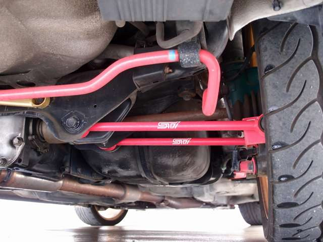 HKSターボタイマー/Pivot製PROGAUGEメーター/Defiブースト計/MOMOステアリング/TEIN製EDFC電動減衰力調整/クリフォードセキュリティ/カロッツエリアサブウーハー