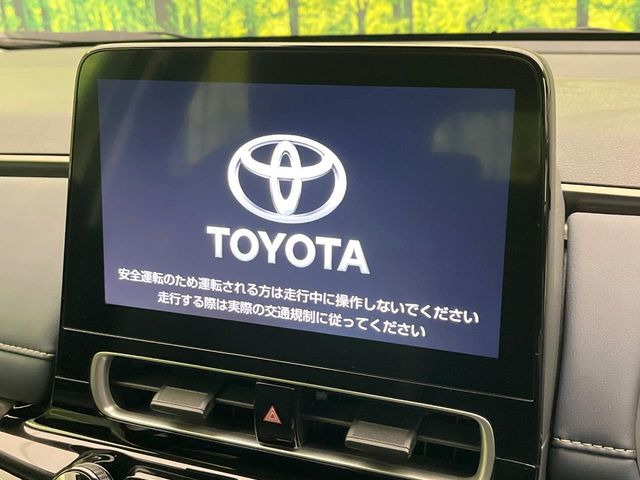 �y10.5�C���` �f�B�X�v���C�I�[�f�B�I�z���ʂ̃f�B�X�v���C��AppleCarPlay��AndroidAuto�����p�\�B�傫�ȉ�ʂŃX�}�z�i�r�A�v���������p���������܂���