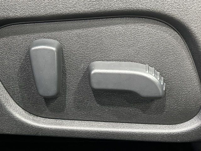 �y�p���[�V�[�g�z�X�C�b�`��ŊȒP�ɃV�[�g�̔��������\!�d��������͂�����܂���!���K�ȃV�[�g�|�W�V�����ɃZ�b�g���āA���K�ȃh���C�u�����y���݂��������B