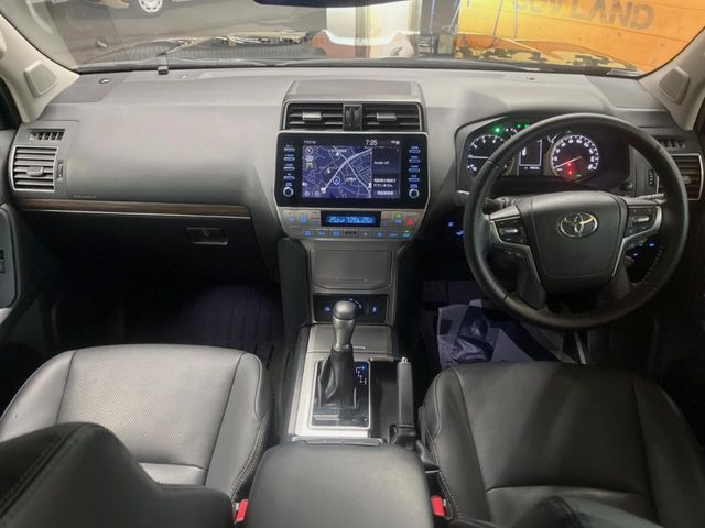 グループ総在庫数約30,000台!!全国の系列店からメーカー・車種問わずご紹介出来るので、あなたにピッタリのお車が見つかるはずです♪まずはお問い合わせ下さい☆