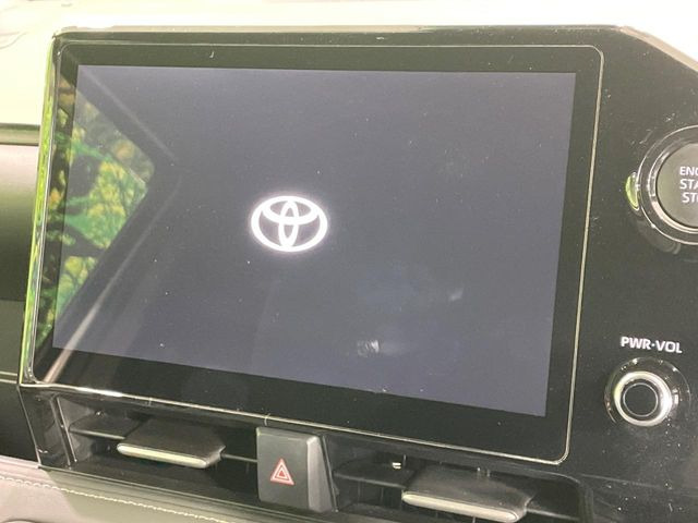 �y���[�J�[�����i�r�z�C���e���A�ɗn�����ރX�^�C���b�V���ȁu��p�݌v�v���[�J�[�i�r�𑕔��􎋔F���⑀�쐫�ȂǊ�{���\�ɂ��D��A���㎿�ȃJ�[���C�t�����y���݂��������܂��B