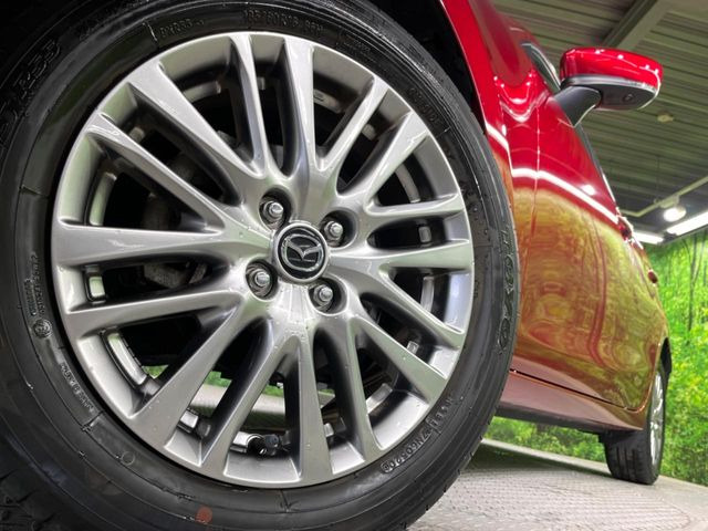 �y����16�C���`�A���~�z�C�[���z�O�ςɃ}�b�`���������A���~�z�C�[���𑕒����Ă���܂��B�e��ЊO�A���~�z�C�[����A�X�^�b�h���X�^�C�����戵�����Ă���܂��B���񂲑��k����������