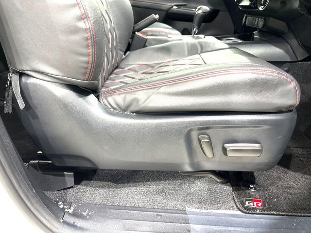 �y�p���[�V�[�g�z�X�C�b�`��ŊȒP�ɃV�[�g�̔��������\!�d��������͂�����܂���!���K�ȃV�[�g�|�W�V�����ɃZ�b�g���āA���K�ȃh���C�u�����y���݂��������B