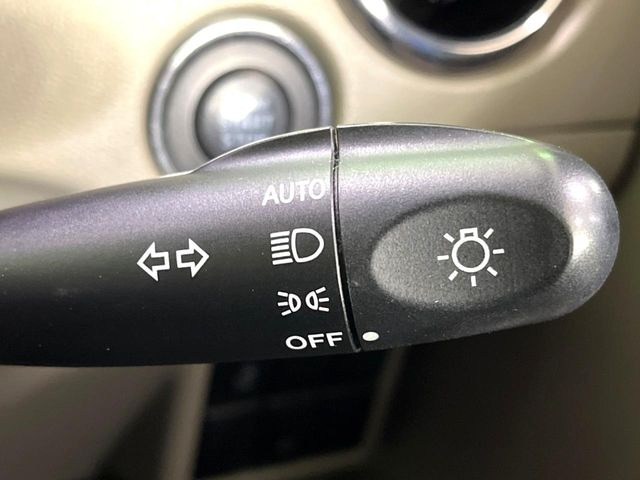 �y�I�[�g���C�g�z����̖��邳�ɉ����Ď����Ńw�b�h���C�g�̓_���E�������ł���@�\�ł�!���C�g�̕t���Y��E�����Y��Ȃǂ������Ȃ�A�J�̓���[���̑��s�����S!�g���l���ʉߎ����֗��ł��ˁ�