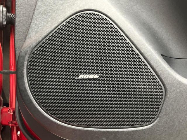 �yBOSE�T�E���h�V�X�e���t�������i�r�z�[���̃i�r�@�\�͂������A���x�ȃ`���[�j���O�\�͂����ڂ���Ă���A�������ȉ��y�����y���݂��������܂���