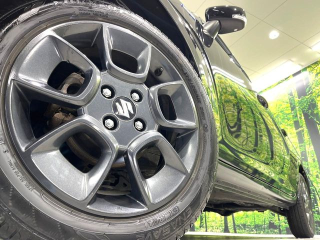 �y����16�C���`�A���~�z�C�[���z�O�ςɃ}�b�`���������A���~�z�C�[���𑕒����Ă���܂��B�e��ЊO�A���~�z�C�[����A�X�^�b�h���X�^�C�����戵�����Ă���܂��B���񂲑��k����������