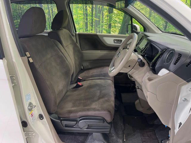 �^�]�ȃV�[�g���͎g�p�������Ȃ��A�ǍD�ȏ�ԂƂȂ��Ă��܂��B�O�I�[�i�[�l�����J�Ɏg���Ă������Ƃ��悭�킩��܂��ˁB