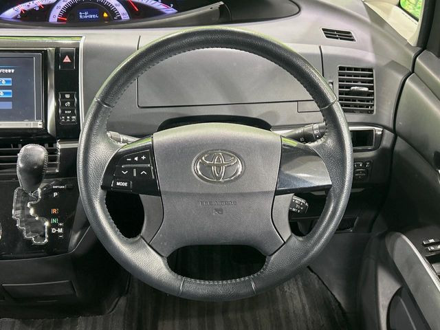 �y�����v�����X�e�A�����O�z�㎿�Ȋv���g�p���邱�ƂŁA��ɂ����������݂ƂĂ��^�]���₷���n���h���ł���