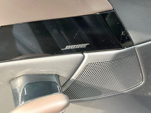 �yBOSE�T�E���h�V�X�e���z���[�J�[�I�v�V�����̍��i�ʃT�E���h�V�X�e���𓋍ځB��p�̃`���[�j���O���{���ꂽ�召�l�X�ȃX�s�[�J�[����ǎ��ȃT�E���h���t�ł��A�Տꊴ���ӂ�鉹����Ԃ����o���܂��B