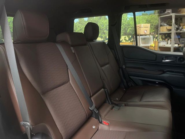 �L�X�Ƃ���2��ڃV�[�g�͋��Z���������A���S�n�����K!�F�B��Ƒ��Ƃ̂��o�����ɂ҂�����ł��B�x�r�[�V�[�g��`���C���h�V�[�g�g�p�������K�ɂ��߂�������������\���ȋ�Ԃ��m�ۂ��Ă��܂��B