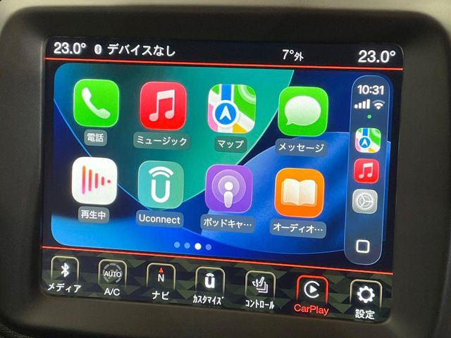 ��Apple Car Play:�X�}�z�Ƃ̗L���ڑ��ŁA�i�r�E�I�[�f�B�I�Đ��ȂǃX�}�z�̃A�v���@�\����ʂł��g����֗��@�\�ł�!