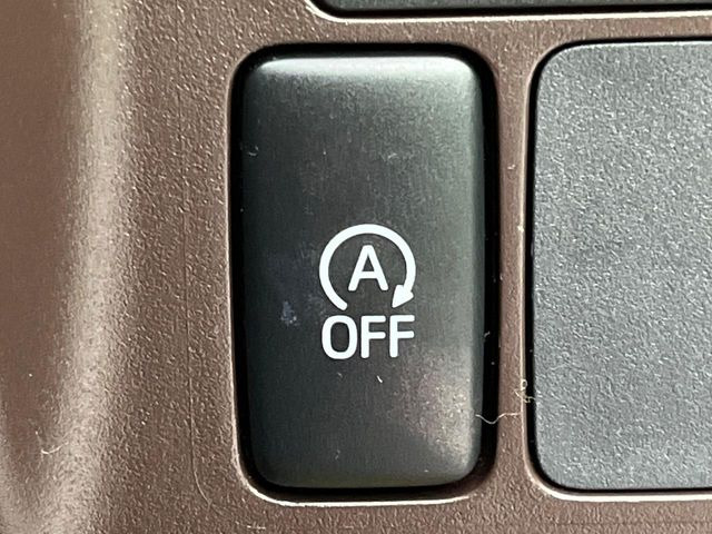 �y�A�C�h�����O�X�g�b�v�z�ԐM����a�؂Œ�Ԃ����ۂɃG���W�����~���A���ʂȔR���̏����}���܂��B�R��������ی�ɂȂ���@�\��G���W���̓u���[�L�𗣂��΍Ďn�����܂��B