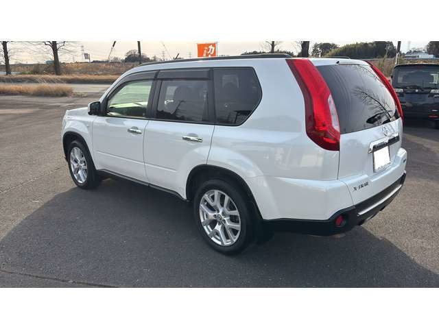 エクストレイル2.0 20GT S ディーゼル 4WD