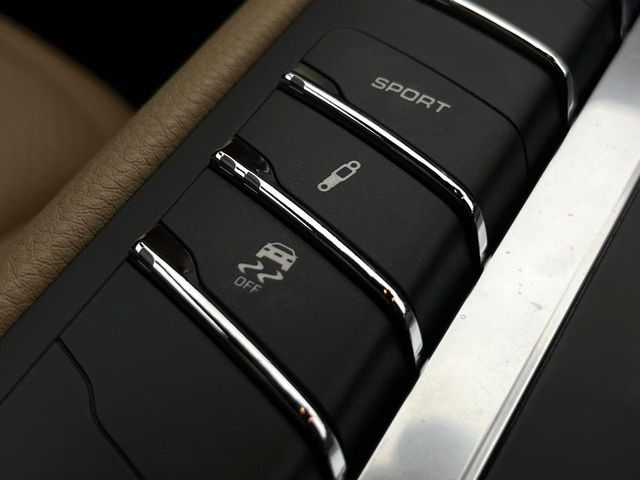 ���X�|�[�c�G�L�]�[�X�g:�X�|�[�c�G�O�]�[�X�g �V�X�e�����쓮������ƁA�e���f�����L�̃}�t���[�T�E���h�����������ۗ����C��������オ��܂���