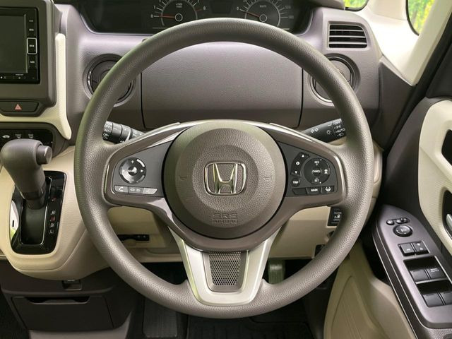 �y�X�e�A�����O�X�C�b�`�z�^�]���A�O������ڐ������炷���ƂȂ��A�I�[�f�B�I���̑��삪�\�ȕ֗��@�\!���S&���K�ȃh���C�u�����o���Ă���܂���